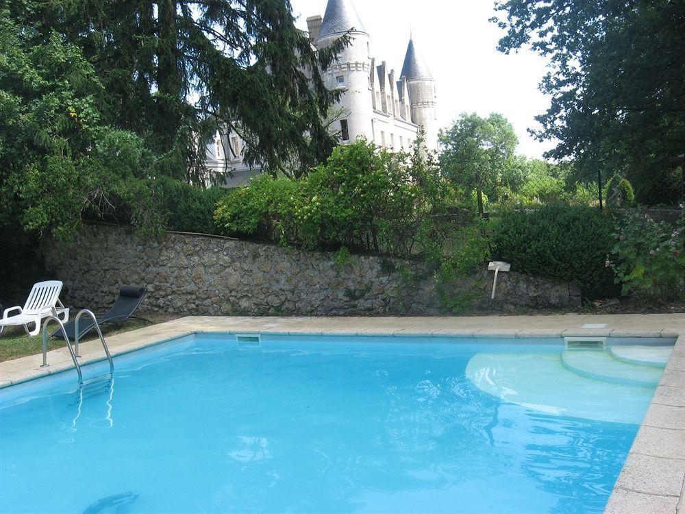 Chateau De Montbrun Ξενοδοχείο Saint-Michel-Chef-Chef Εξωτερικό φωτογραφία